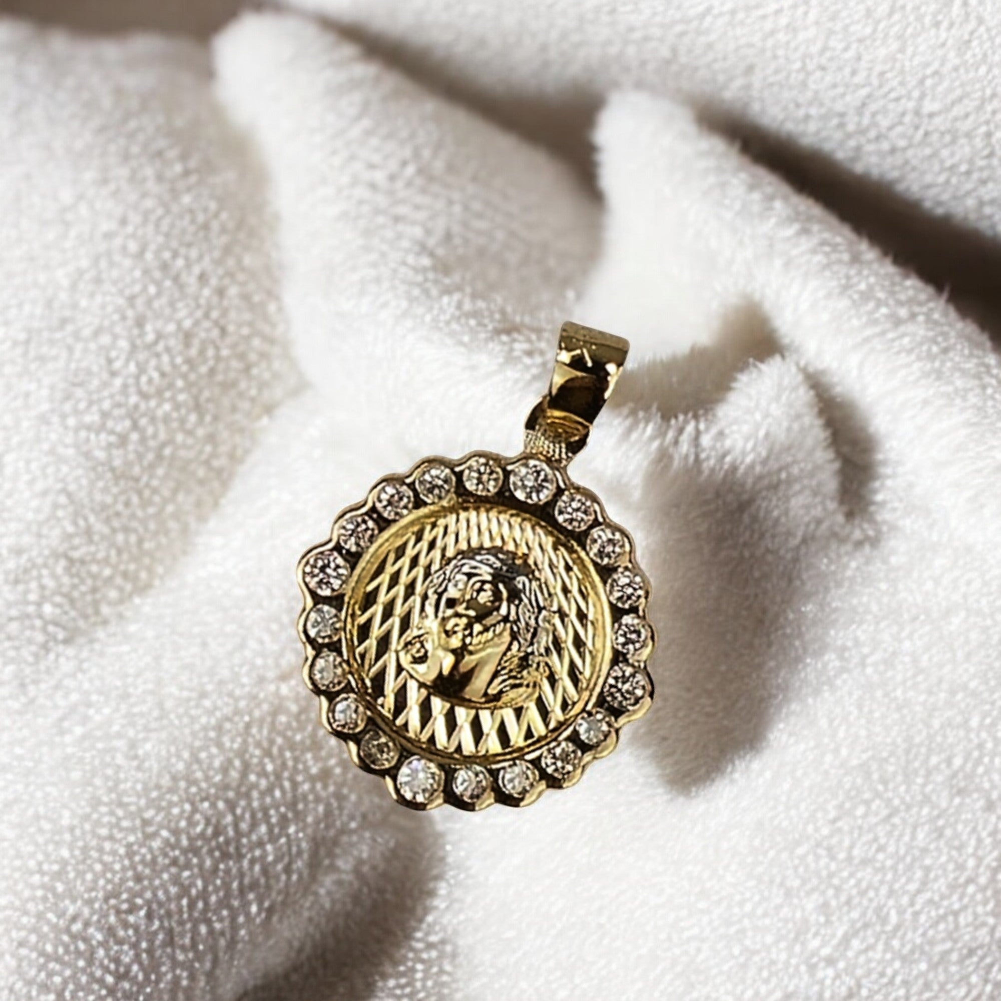 Medalla Cristo Zirconia Grande