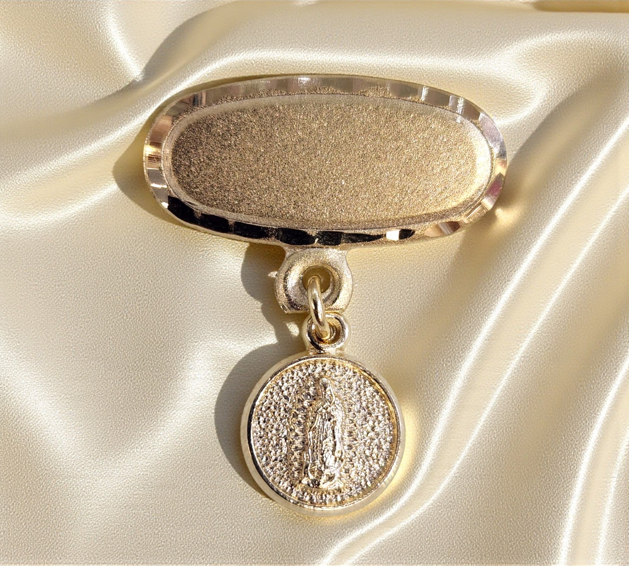 Broche Oval Virgen Guadalupe