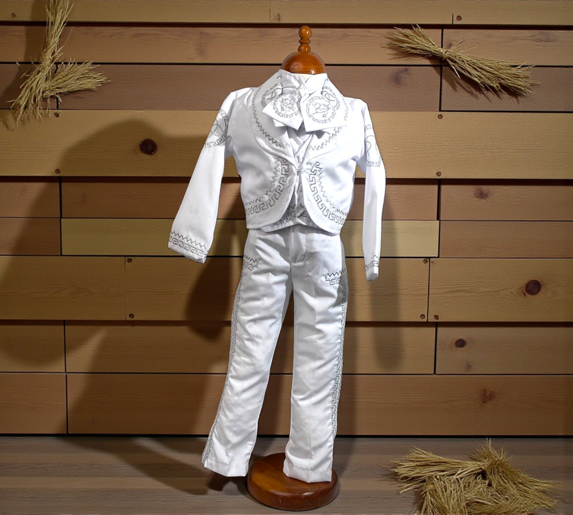 Traje Charro con Sombrero