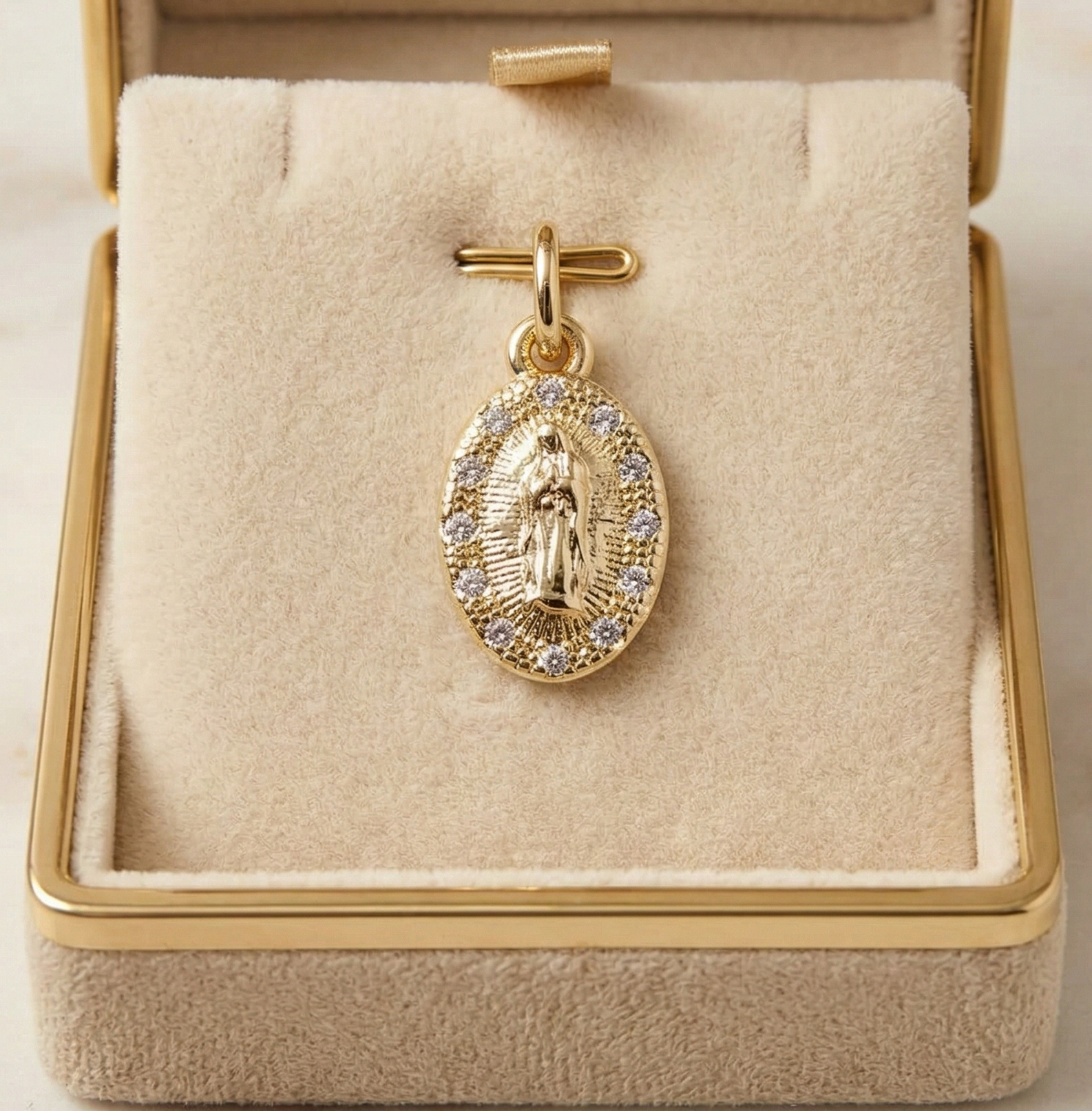 Medalla Guadalupe Resplandor Oval