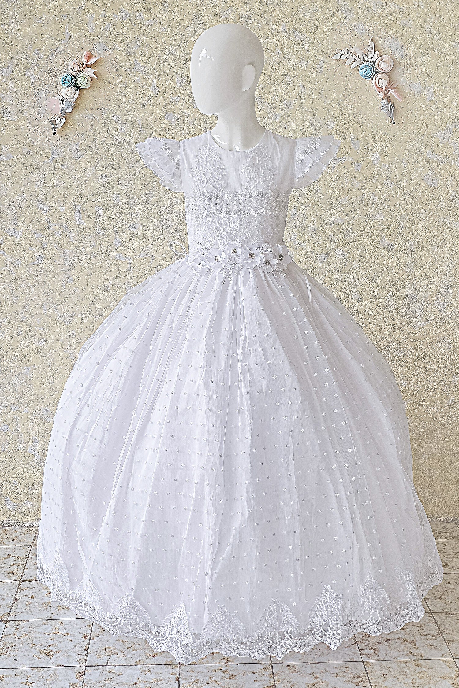 Vestido primera comunión de niña color blanco modelo brisa foto 1