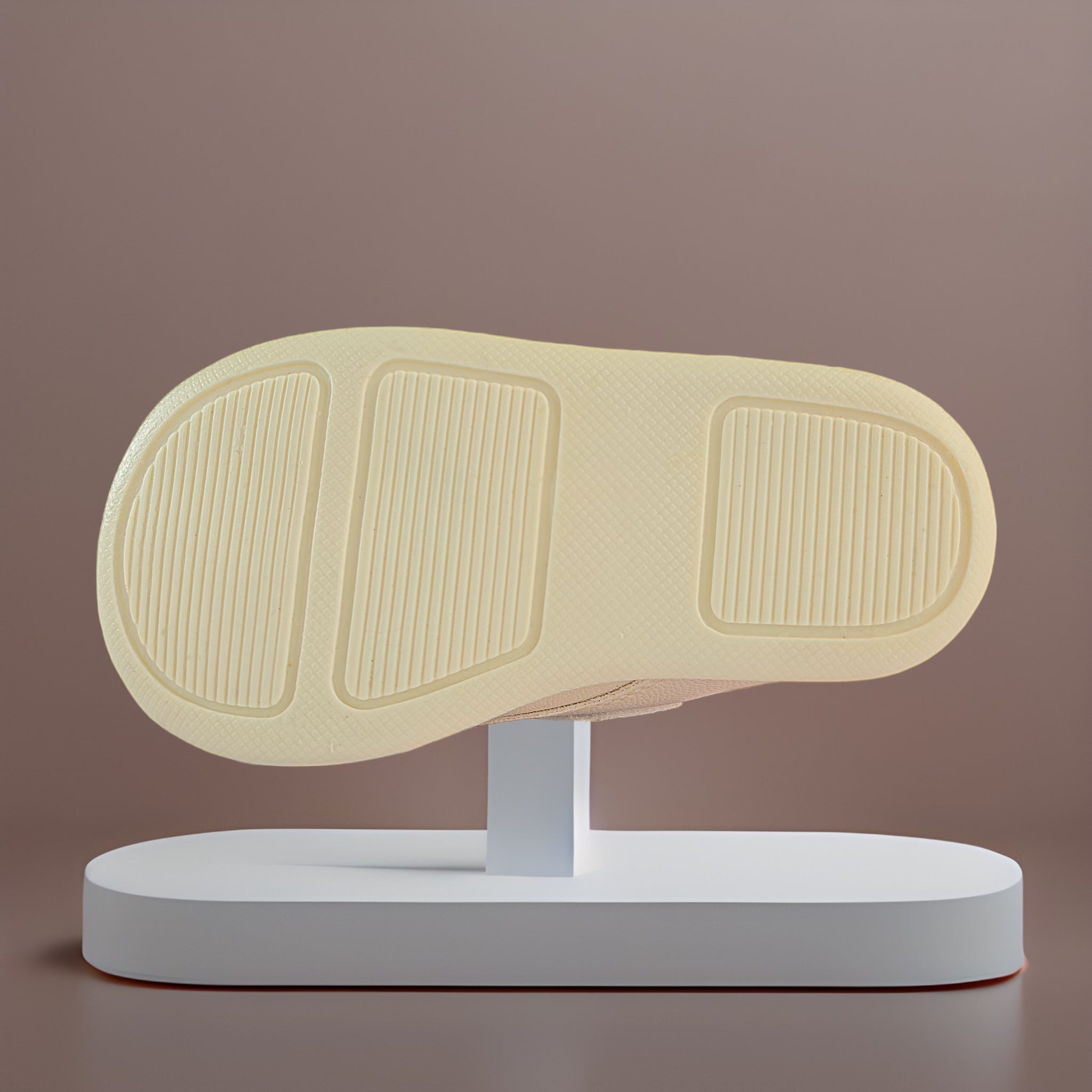 Zapatos para bautizo de niño modelo 512 en color palomita foto 3 toma de suela