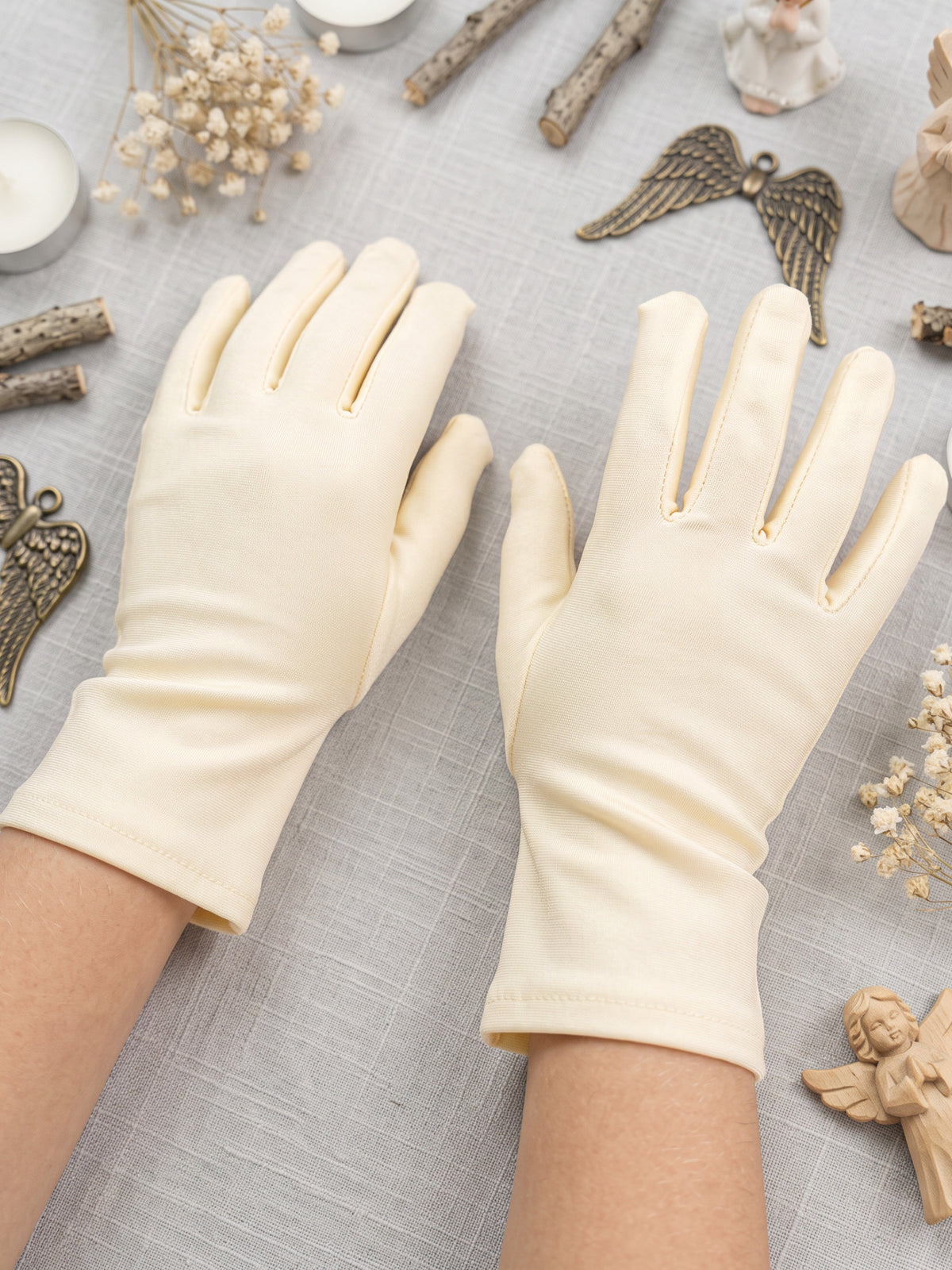 Guantes Primera Comunión Licra Liso Corto
