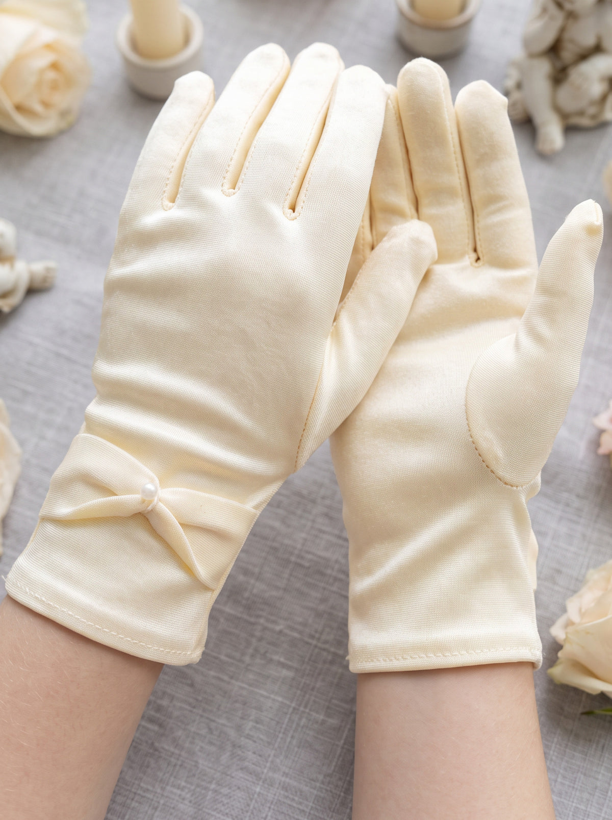 Guantes Primera Comunión Licra Moño Corto