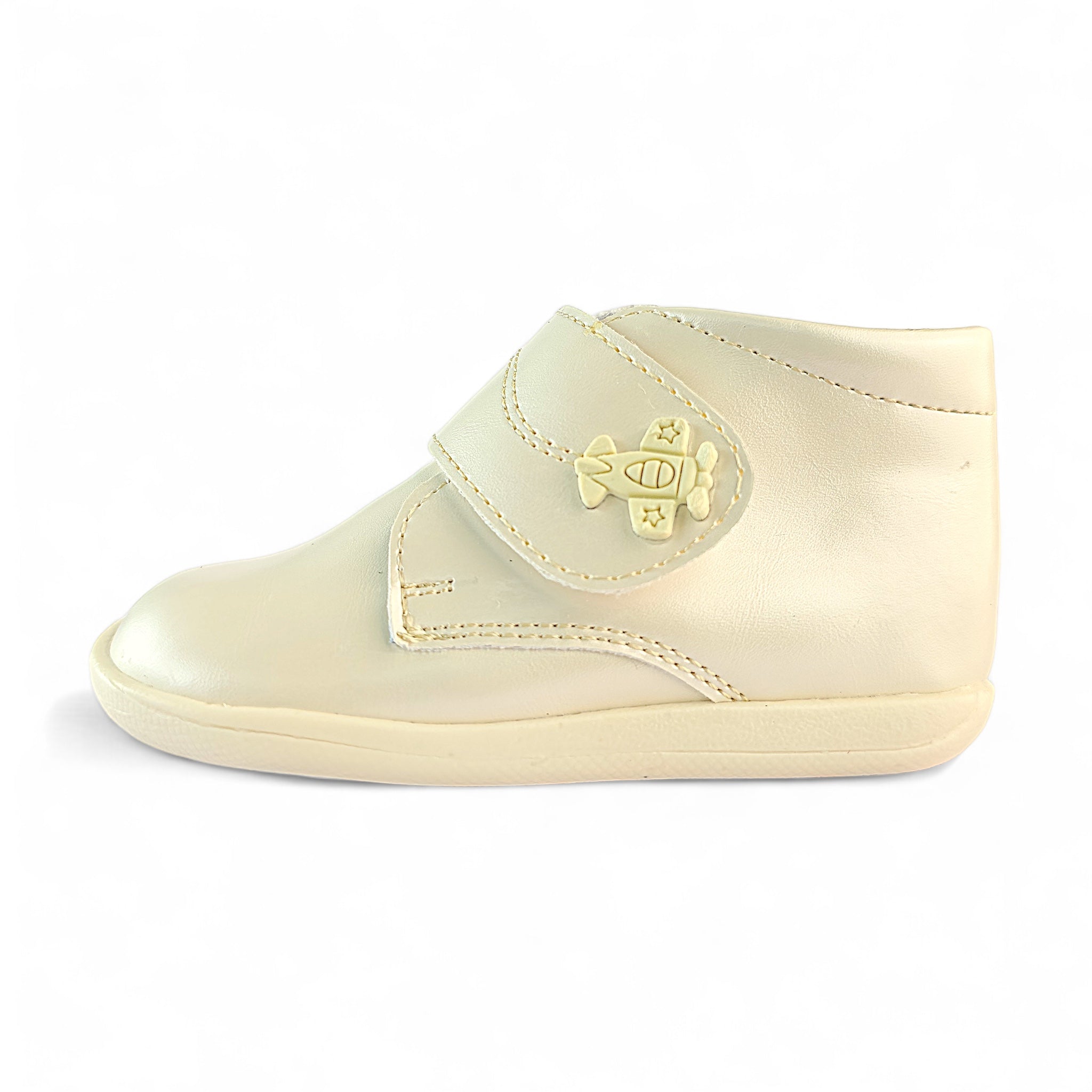 Zapatos para bautizo de niño modelo 512 en color hueso foto 4 con fondo blanco